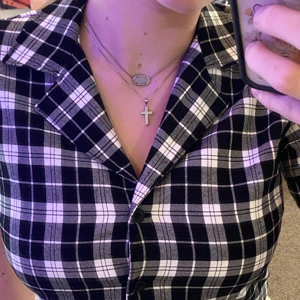 Cropped Button Up - Picture 2 of 3
